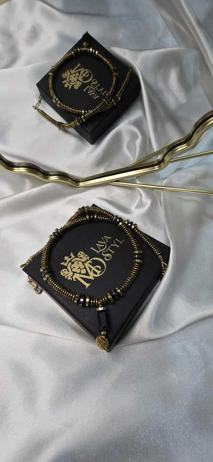 Náhrdelník Queen of Shadows