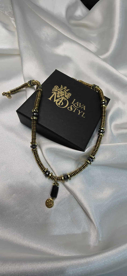 Náhrdelník Queen of Shadows