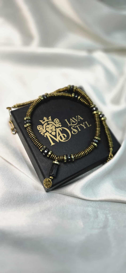 Náhrdelník Queen of Shadows