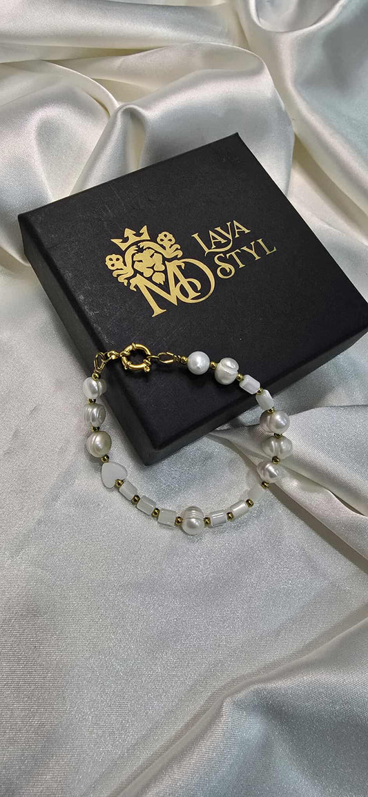 Náramok z perál s mušľovou Erelte