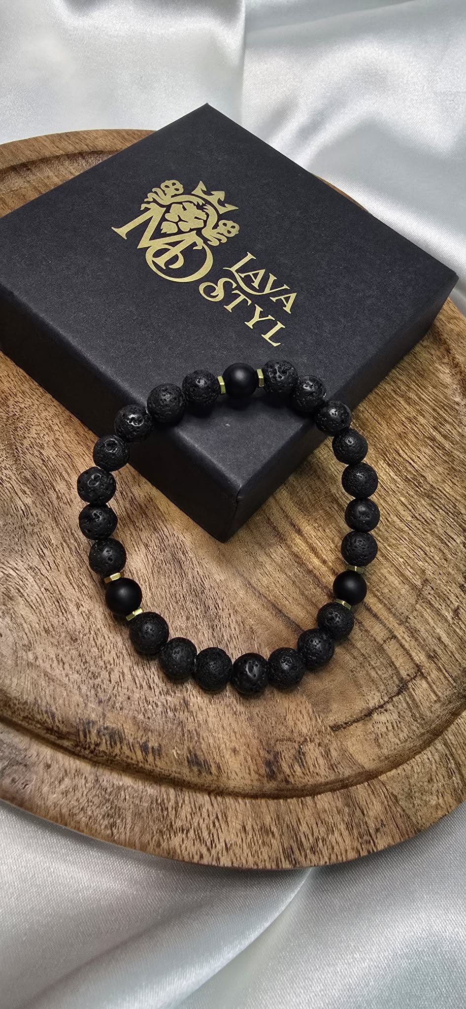 Náramok Lava Black Gold – lávový kameň, onyx & zlatý hematit